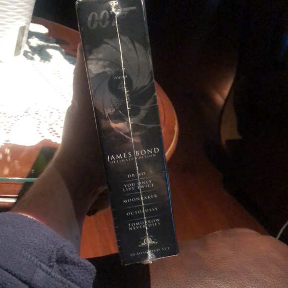 James Bond Ultimate Edition - Vol. 4 (DVD, 2006, 10-Disc Set)  NEW - Picture 4 of 5